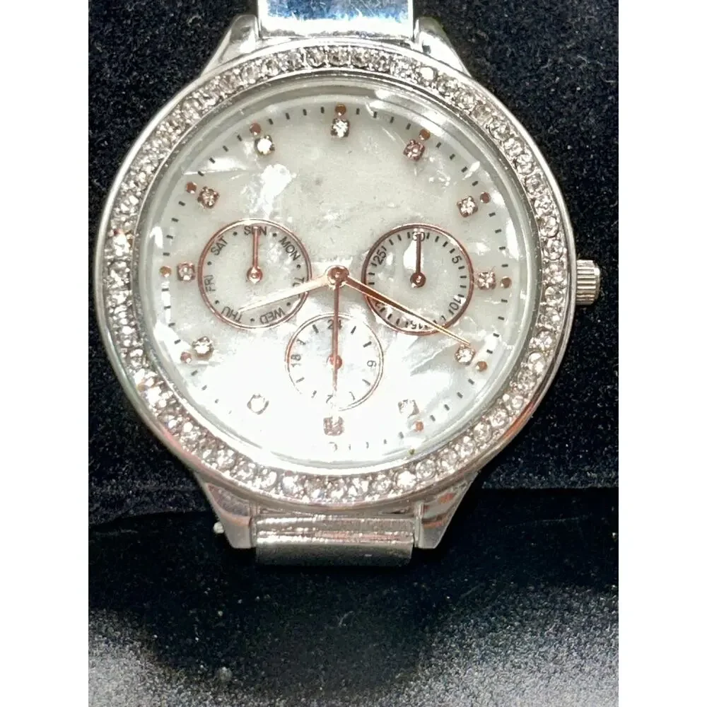 Jessica Carlyle Silver Tone Crystal Dress Watch MOP Dial Three Hand Quartz